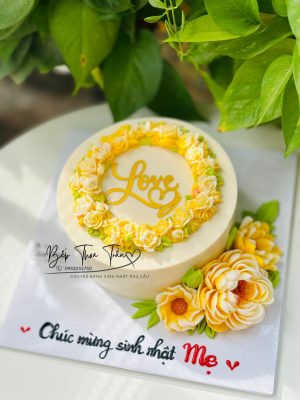 Bánh vòng hoa vàng 20cm